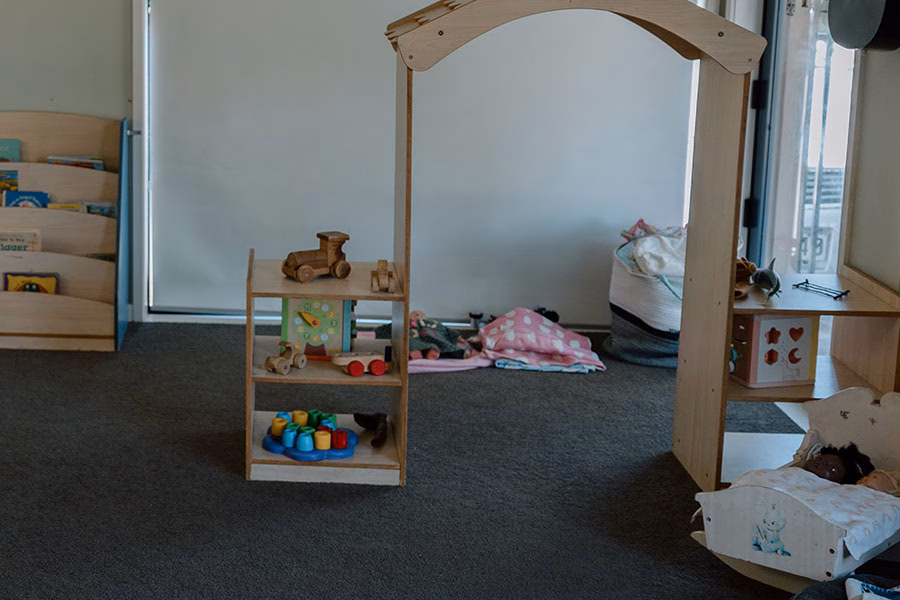 Nelson Park Kindergarten, Napier. Affordable Early Education Childcare for babies, toddlers & preschool.
